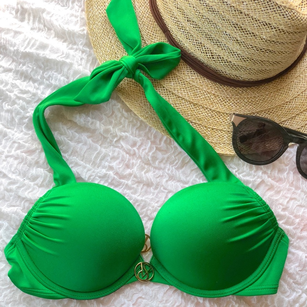 Victoria’s Secret Bombshell Swim Top- 32B